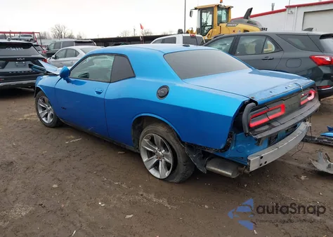 2019 Dodge Challenger Sxt z USA, uszkodzony, nr VIN 2C3CDZAG8KH729237
